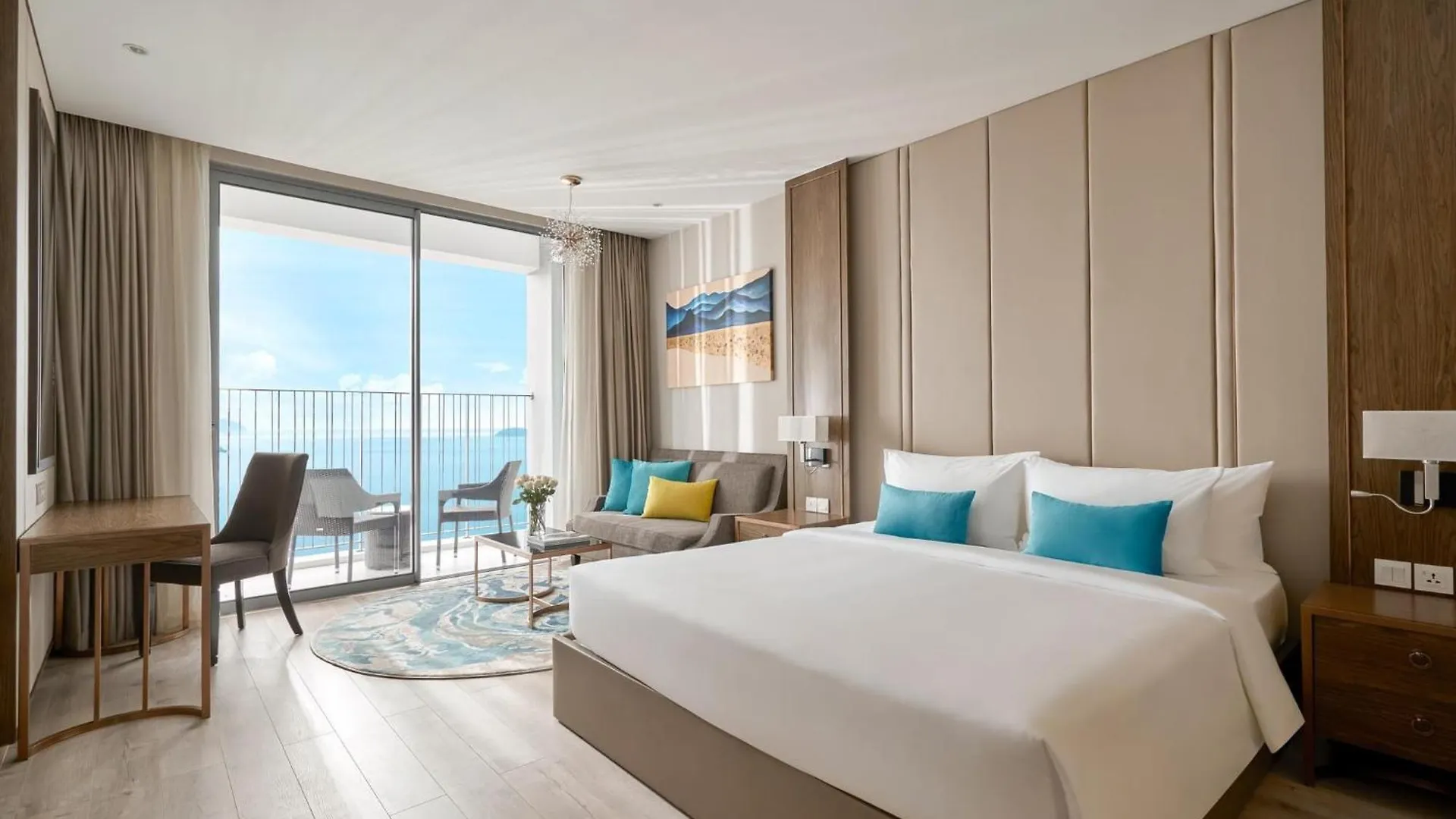 Panorama Luxury Beach Nha Trang Hotel