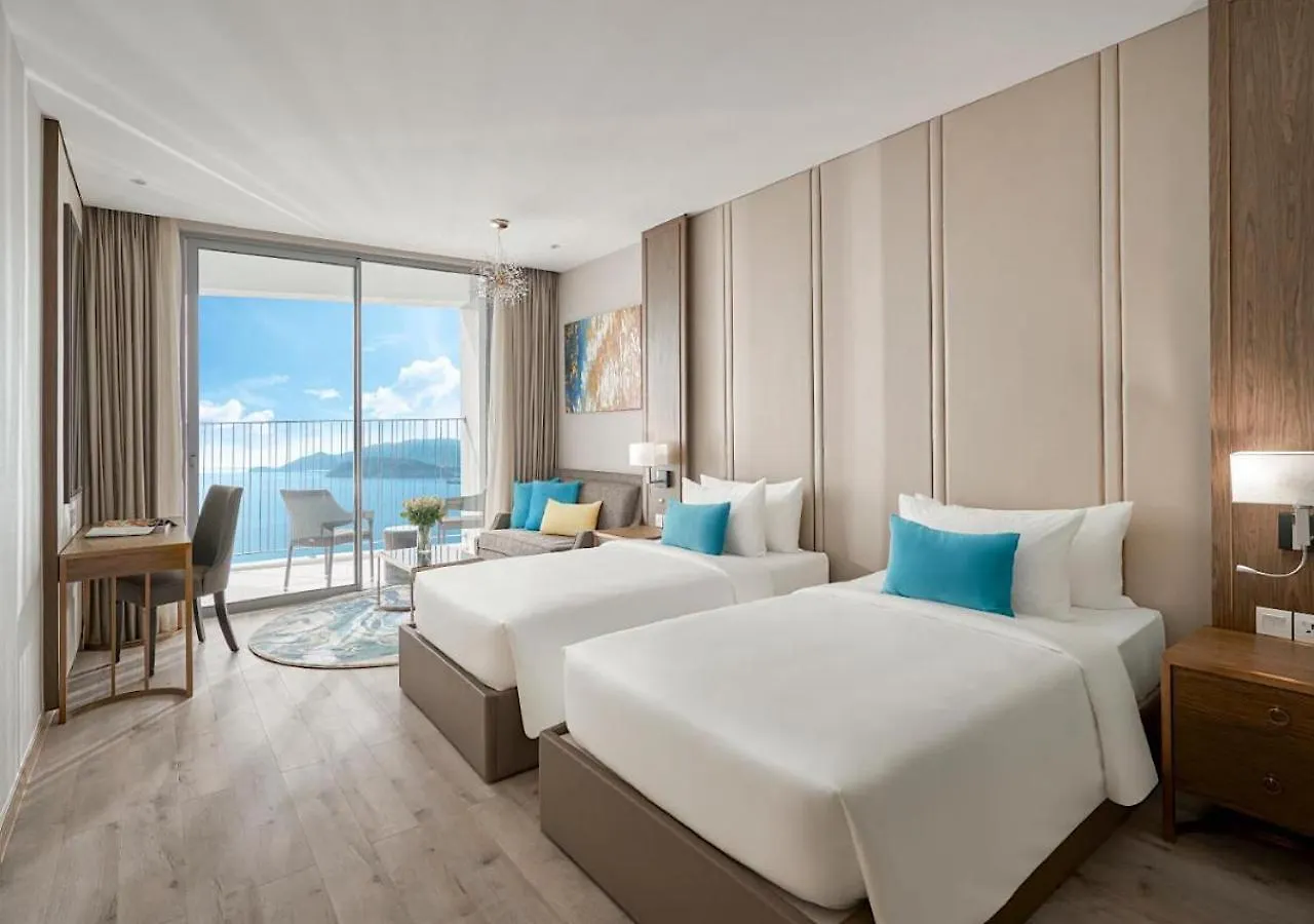 فندق Panorama Luxury Beach نها ترانج 5*,