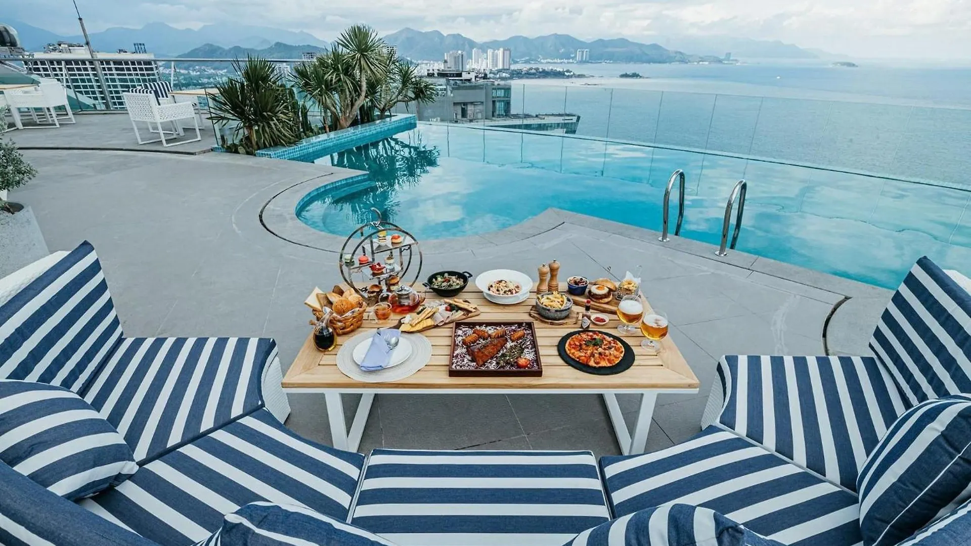 فندق Panorama Luxury Beach نها ترانج